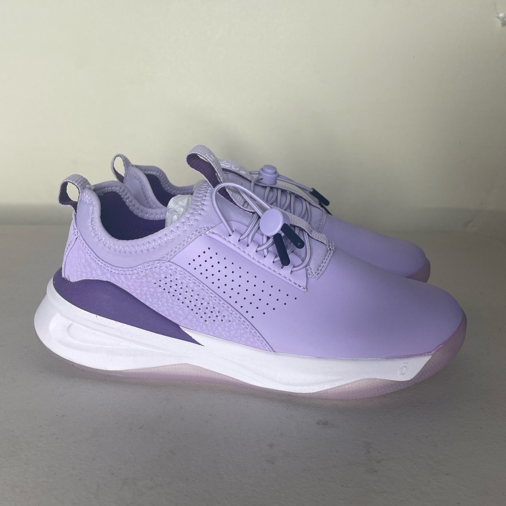 Women’s Clive shoes in Lavender Purple size 5.5